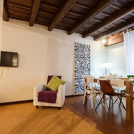 Apartment Thamia