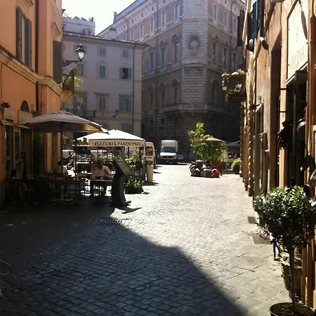 Apartment Thamia Rome